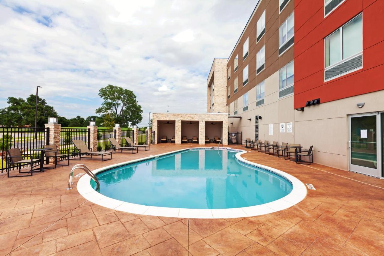 Holiday Inn Express & Suites Tulsa South - Woodland Hills By Ihg Exterior foto